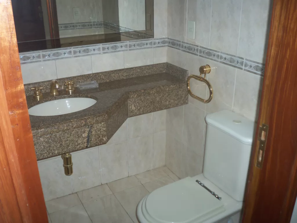 AMPLIO DTO TOTALMENTE AMOBLADO DE 2 DORMITORIOS ZONA VILLA MORRA — foto 2