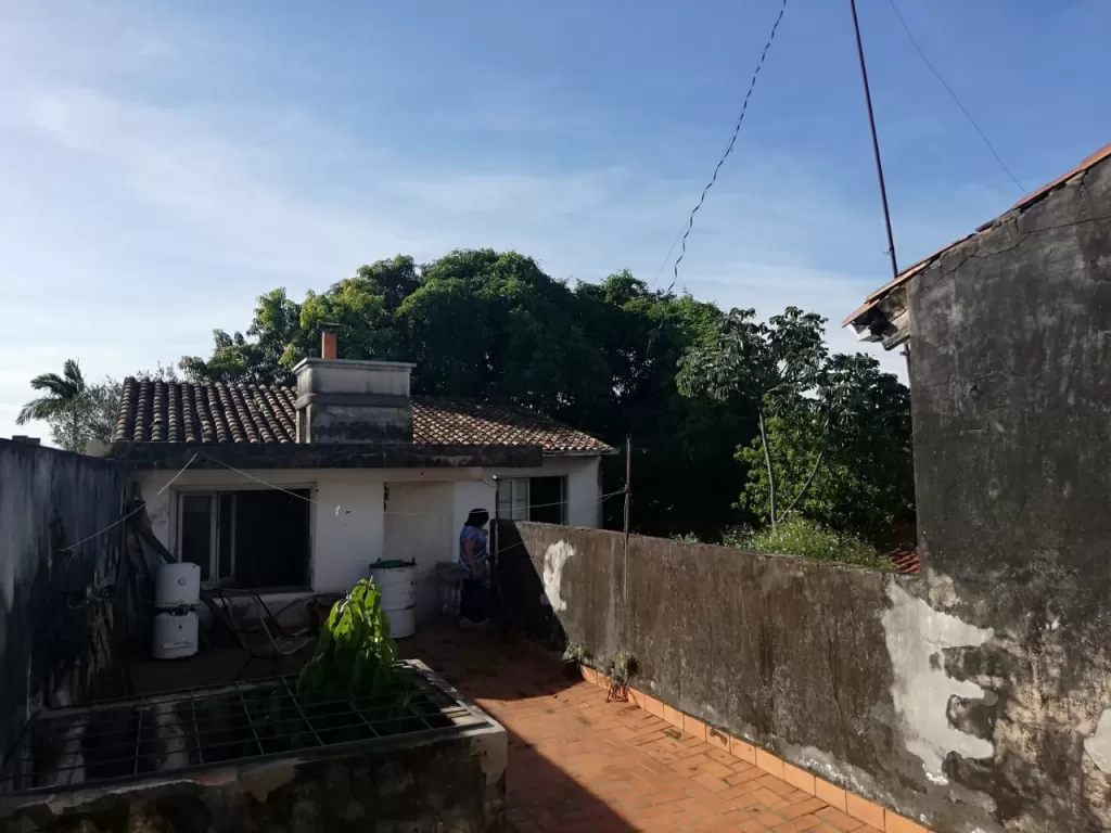 VENDO CASA A REFACCIONAR O PARA INVERSIÓN EN EL CENTRO — foto 3