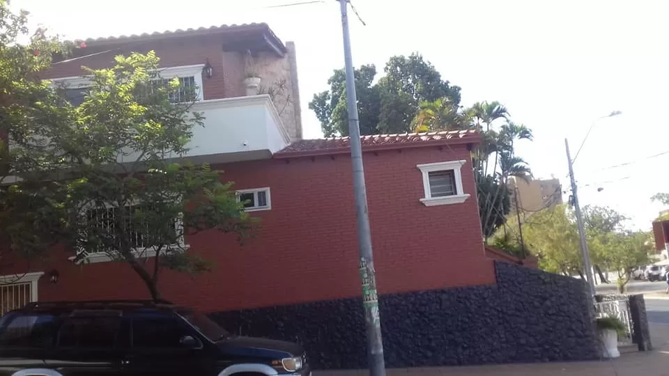 Vendo residencia en sajonia! — foto 2