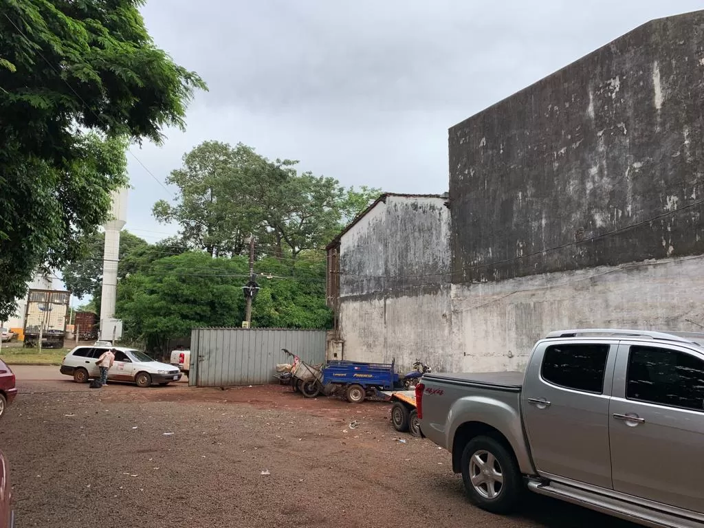 VENDO DEPÓSITO DE 15 X 50 EN EL KM 6 A 50 METROS DE LA RUTA 7. — foto 2