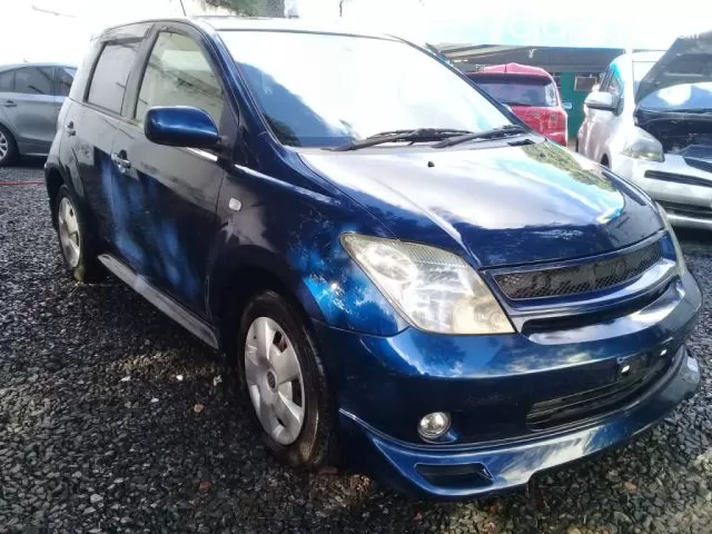 Toyota Ist 2006 — foto 6