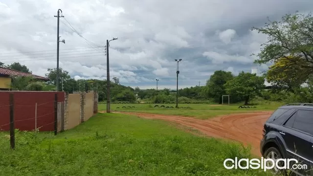 VENDO TERRENO DE 915 mts2 en LUQUE frente al Aeropuerto — foto 3