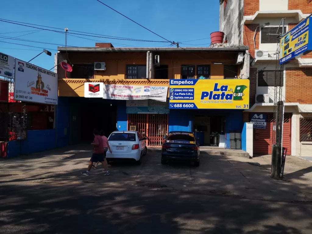 VENDO PROPIEDAD SOBRE MCAL LOPEZ — foto 2