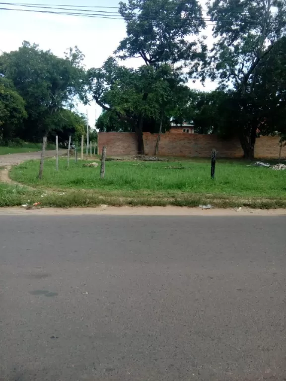 Vendo Terreno en Loma Pyta — foto 2