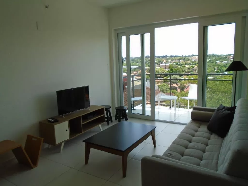 Se alquila departamento amoblado s Av Felix Bogado — foto 2