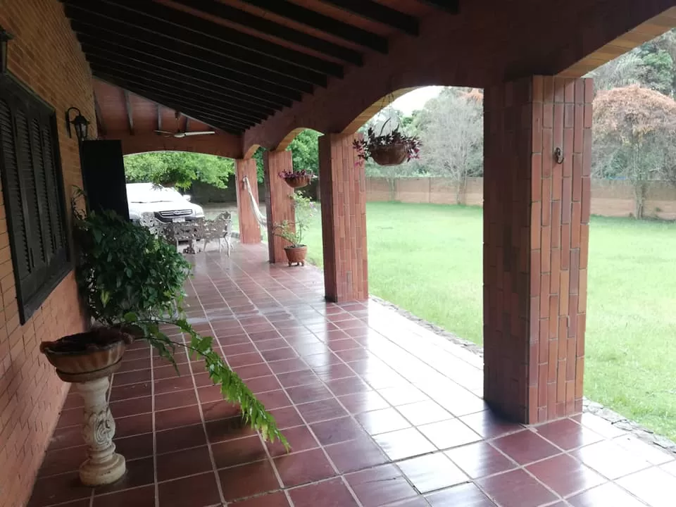 casa quinta en san bernardino zona pedrozo e ypacarai — foto 2