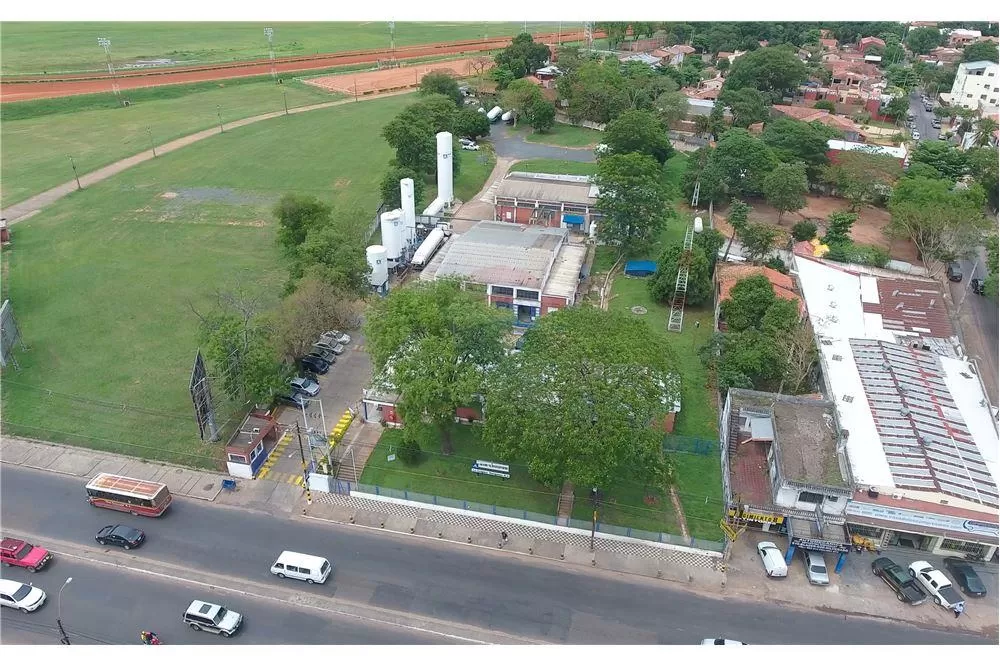 PROPIEDAD COMERCIAL ÚNICA EN ASUNCIÓN 9.354M2 — foto 2