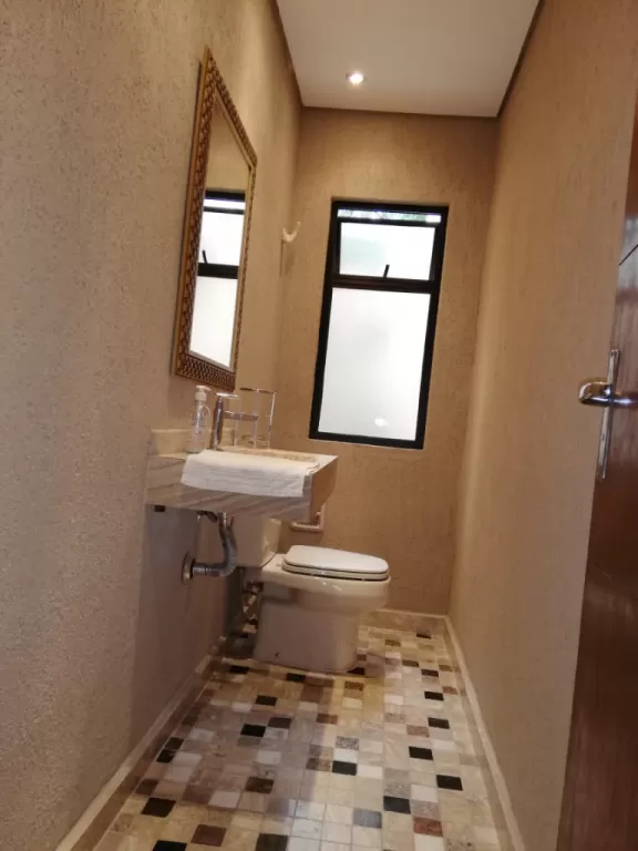 Vendo amplio Duplex en Condominio cerrado Luque Los Jardines. — foto 3