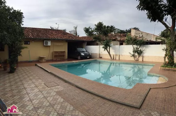 VENDO RESIDENCIA DE 3 DORMITORIOS EN BARRIO LAURELTY - LUQUE — foto 3