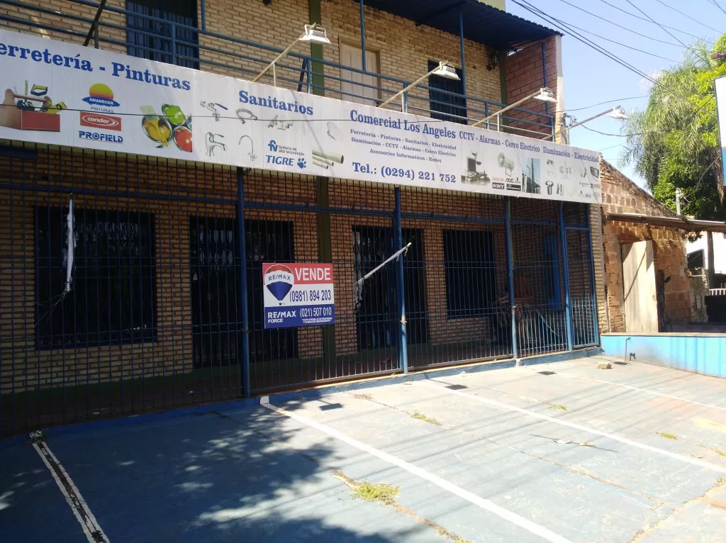 Vendo Amplio Local Comercial en Itaugua Km 2 — foto 2