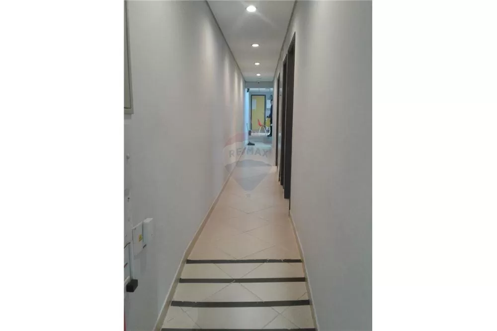 VENDO LOCAL COMERCIAL SOBRE JULIO CORREA — foto 3