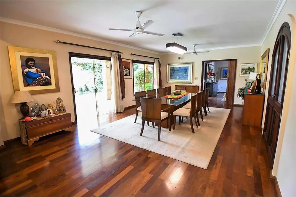 VENDO RESIDENCIA IMPORTANTE EN BARRIO CERRADO LUQUE — foto 3