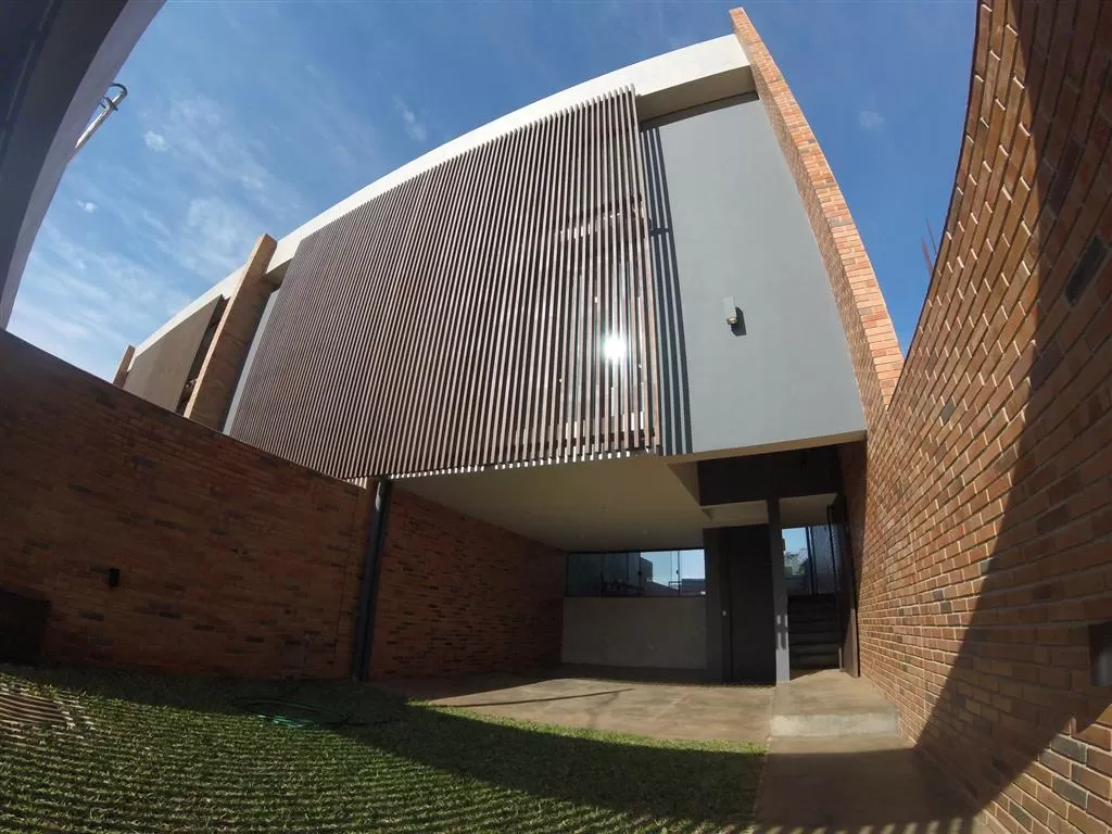 Vendo precioso Dúplex en Luque! — foto 2