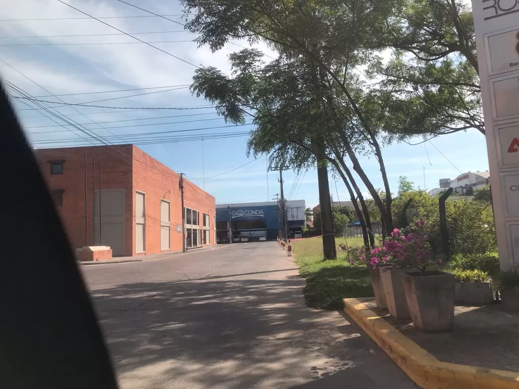 Alquilo depósito zona Costanera — foto 2