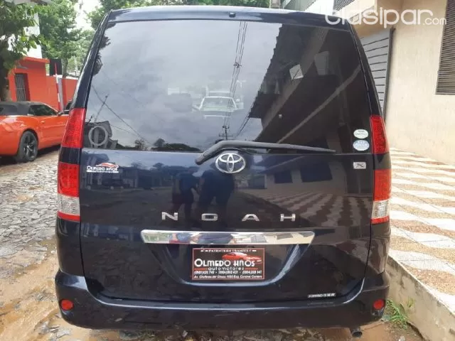 Toyota Noah 2006 — foto 6