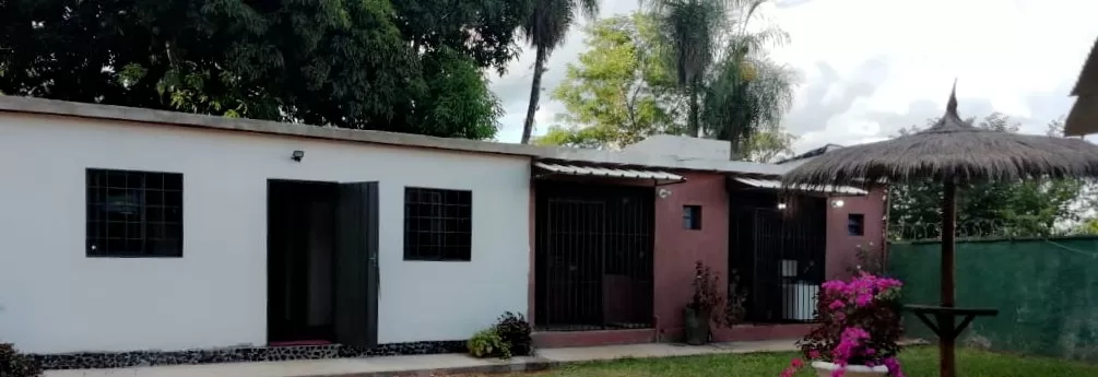 Alquilo casa en aregua centro — foto 3