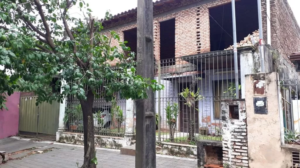 Vendo terreno con casa en Fdo de la Mora. — foto 2