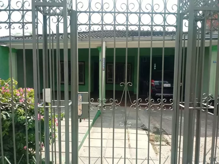 Loma Pytá vendo casa. — foto 3