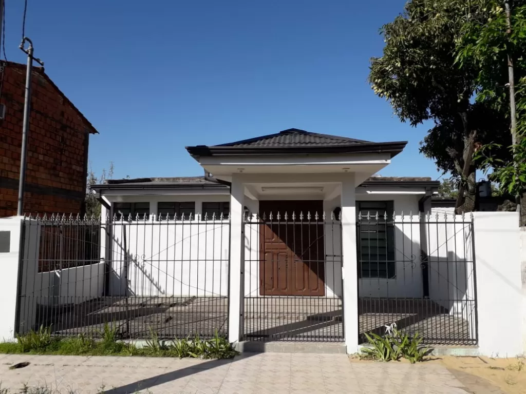 LOCAL PARA SUPERMERCADO EN ZONA RESIDENCIAL DE VILLA HAYES — foto 2