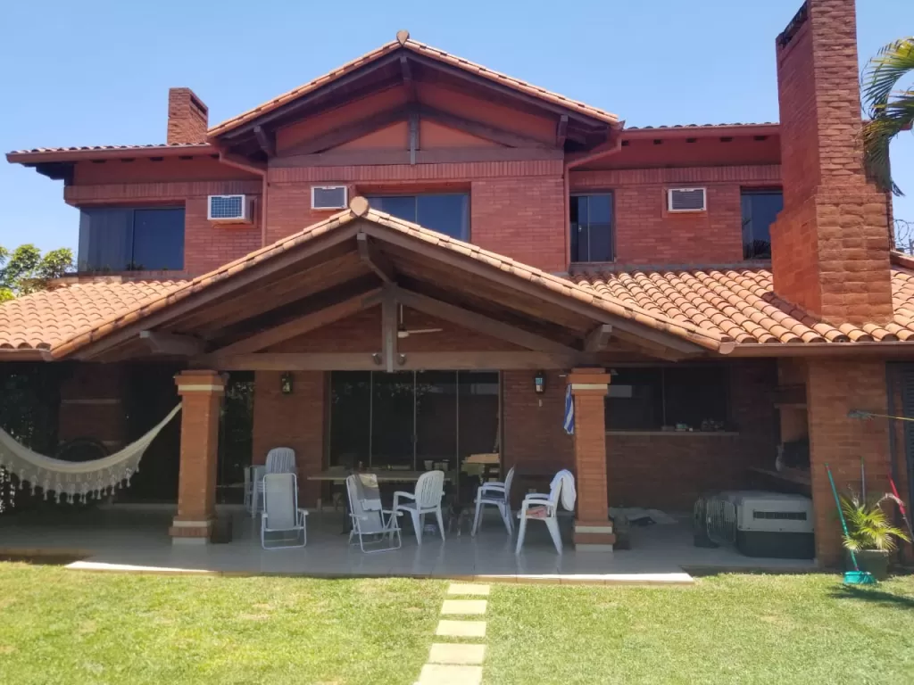 OPORTUNIDAD VENDO CASA EN BARRIO PRIVILEGIADO DE ASUNCIÓN, BARRIO SAN JORGE YCUA SATI — foto 2