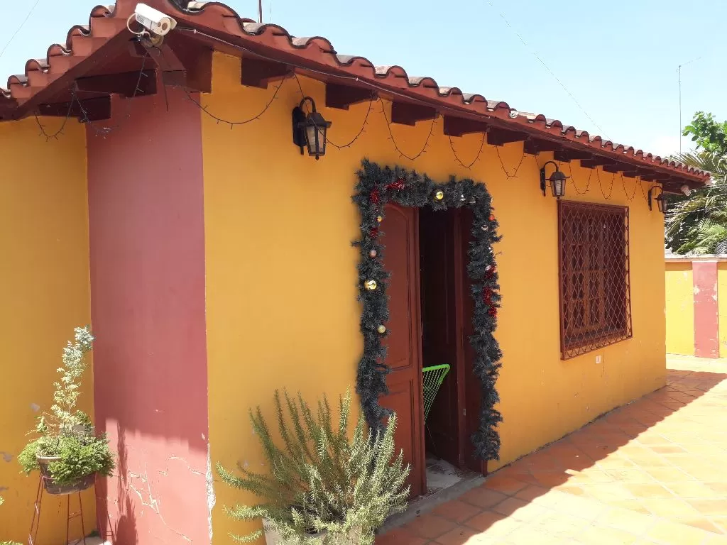 VENDO HERMOSA CASA EN MARIANO R. ALONSO — foto 2