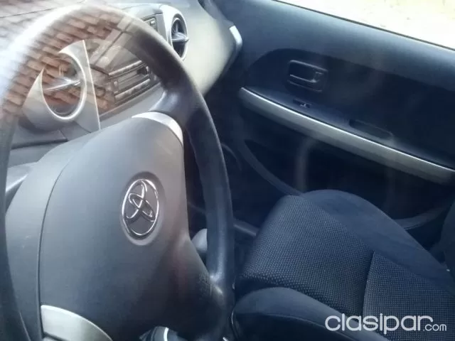 Toyota Ist 2003 — foto 3