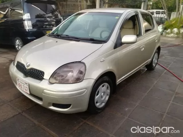 Toyota Vitz 2004 — foto 5
