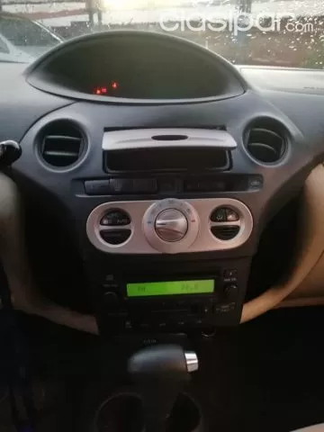 Toyota Vitz 2004 — foto 7
