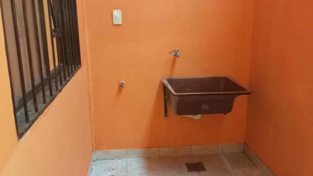 Alquilo hermoso departamento — foto 3