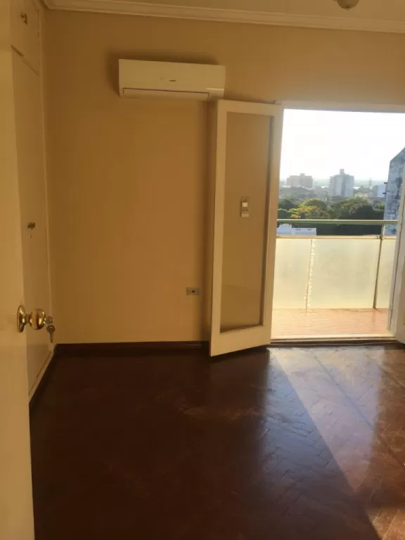 ALQUILO DEPARTAMENTO CENTRICO DE 3 DORMITORIOS — foto 2