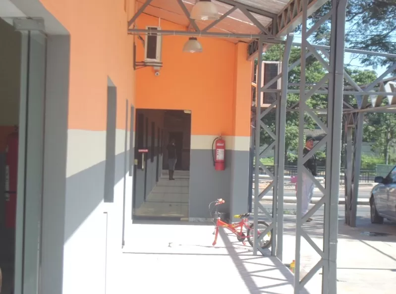 MME. LYNCH (PROX. AVDA. STA. TERESA): DEPÓSITO + SHOWROOM + OFICINAS + PARKING — foto 3
