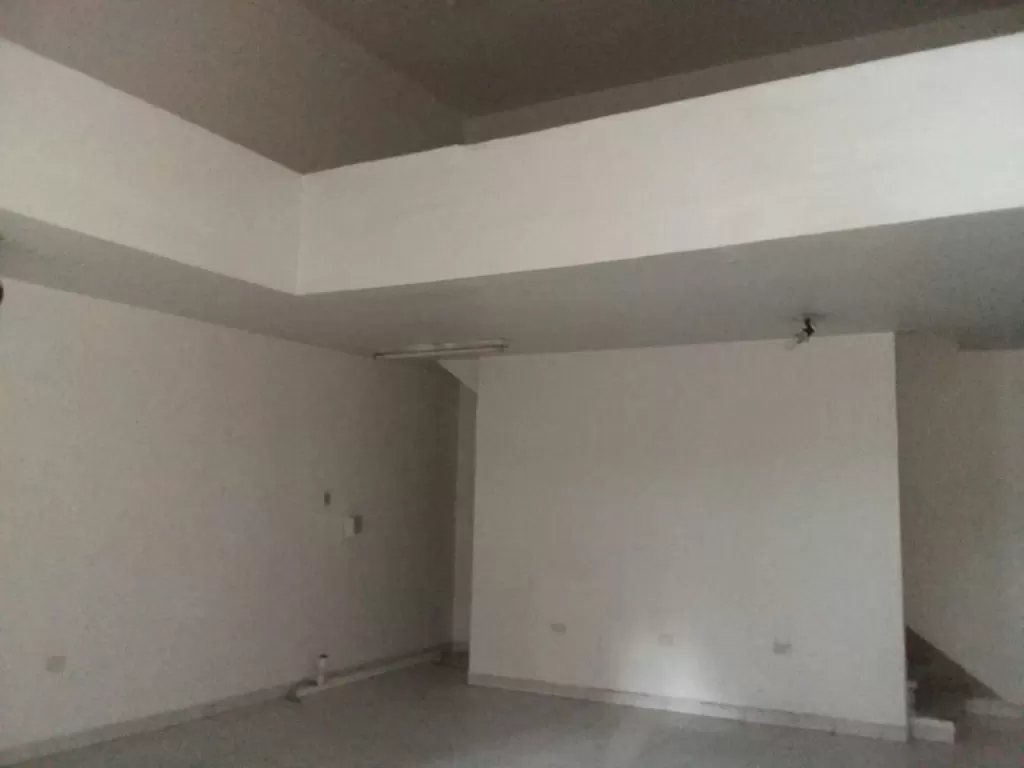 Ofertamos salones comerciales zona Centro — foto 2
