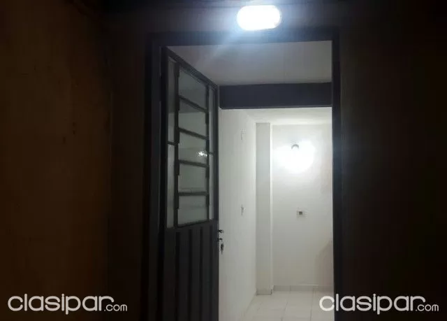 VENDO CASA EN Bº JARA. PARA VIVIR O CONSTRUIR. CALLE PARALELA A LA U. AMERICANA — foto 3