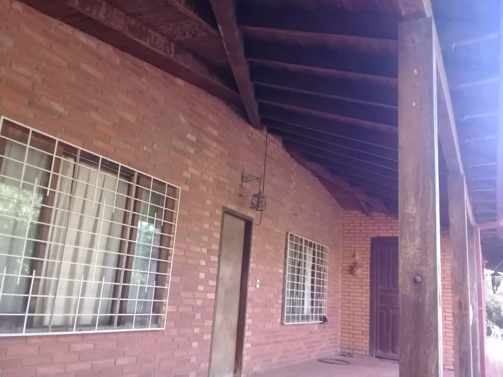 HERMOSA QUINTA EN AREGUA — foto 2