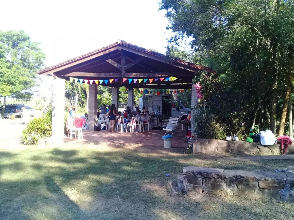 HERMOSA QUINTA EN AREGUA — foto 3