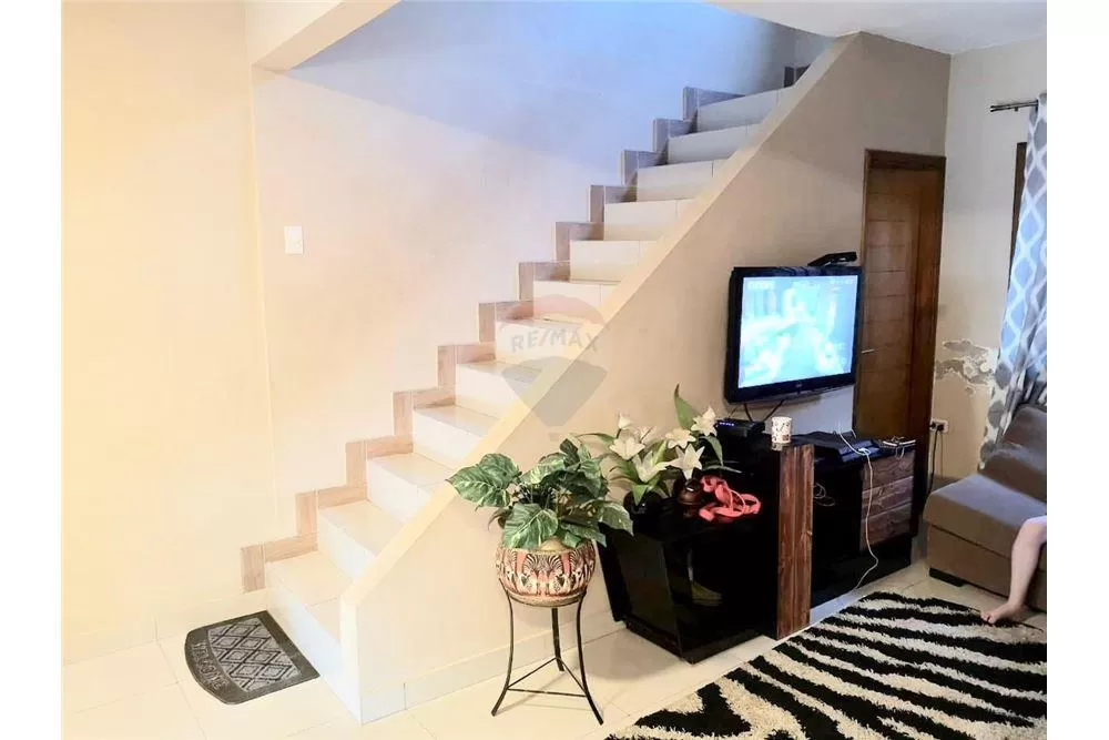 VENDO CASA ZONA RESIDENCIAL MARIANO ROQUE ALONSO — foto 2