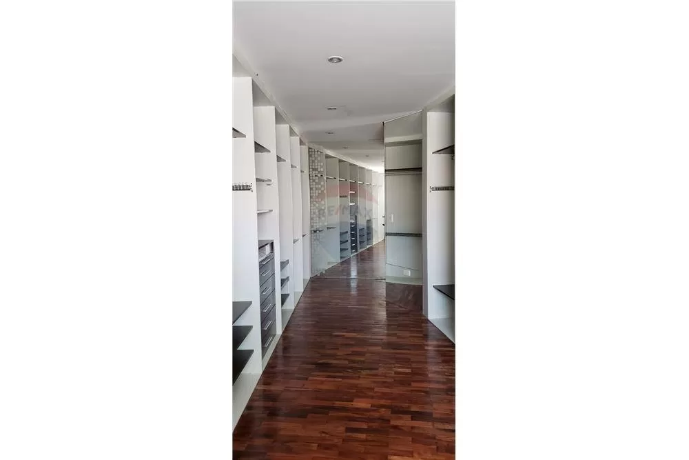 Vendo Fina Residencia en Mariscal Lopez — foto 2