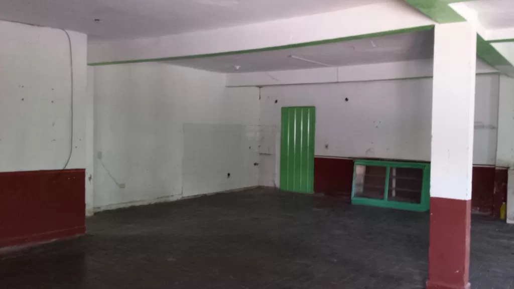[OFERTA!] GRAN SALON COMERCIAL EN LUQUE BARRIO PALMA LOMA — foto 3