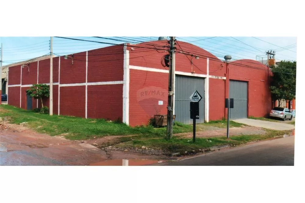 VENDO LOCAL DE CALLE A CALLE INCLUIDO 2 TINGLADOS QUE OCUPAN 2 TERRENOS — foto 2