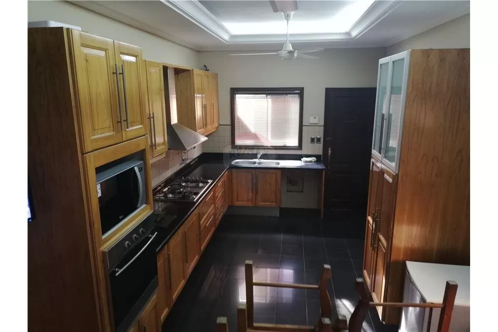 Lujosa Residencia en Barrio Republicano — foto 2