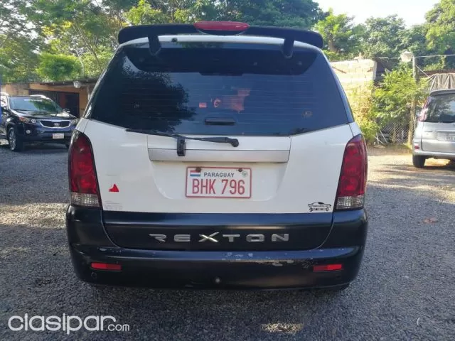 Ssangyong Rexton 2004 — foto 6