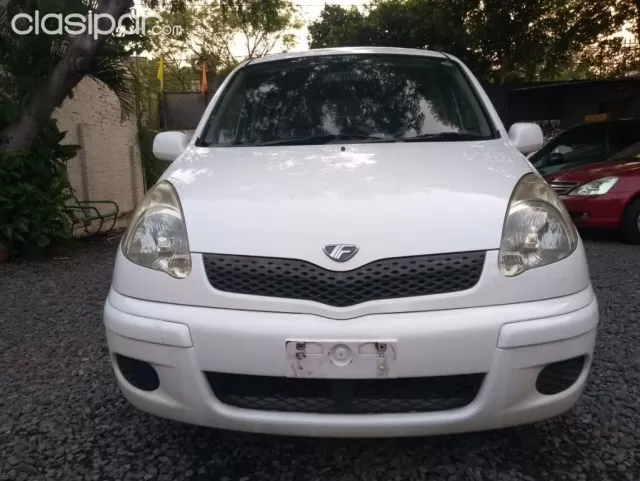 Toyota Funcargo 2004 — foto 3