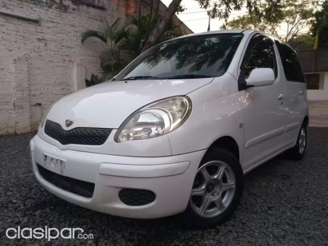 Toyota Funcargo 2004 — foto 5