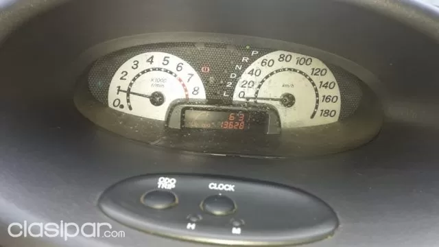 Toyota Vitz 2001 — foto 5