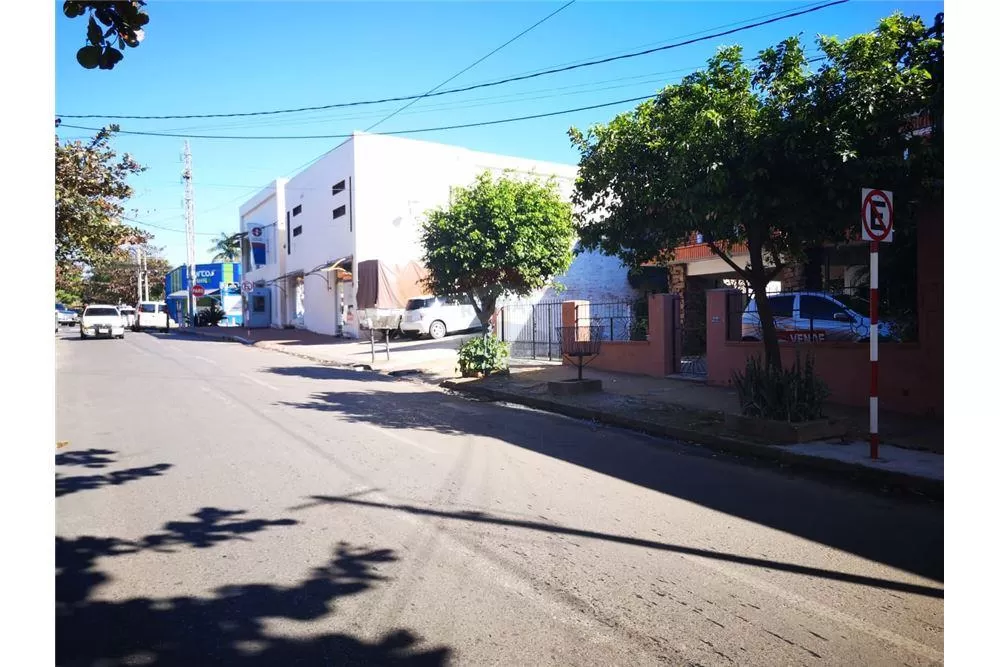 ATENCION INVERSIONISTAS...CASA EN ZONA ALTAMENTE COMERCIAL SUCRE CASI DENIS ROA — foto 3