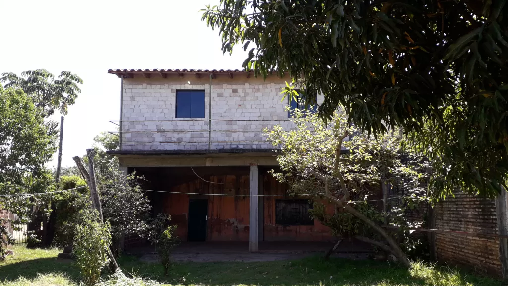 Vendo casa en San Lorenzo Barrio Santa María — foto 3