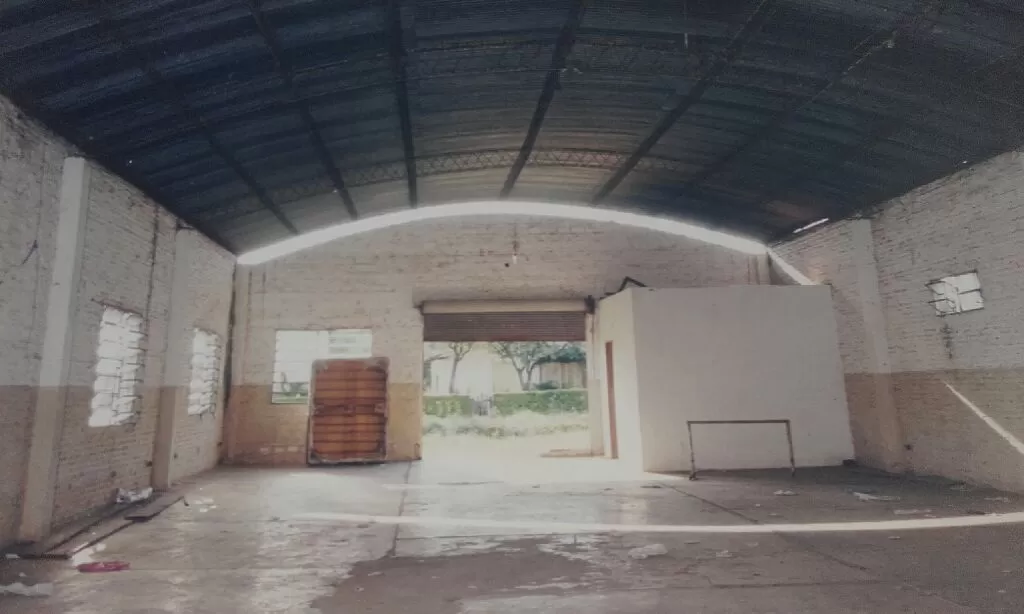 Oferto Tinglado en Luque! Zona bella vista — foto 2