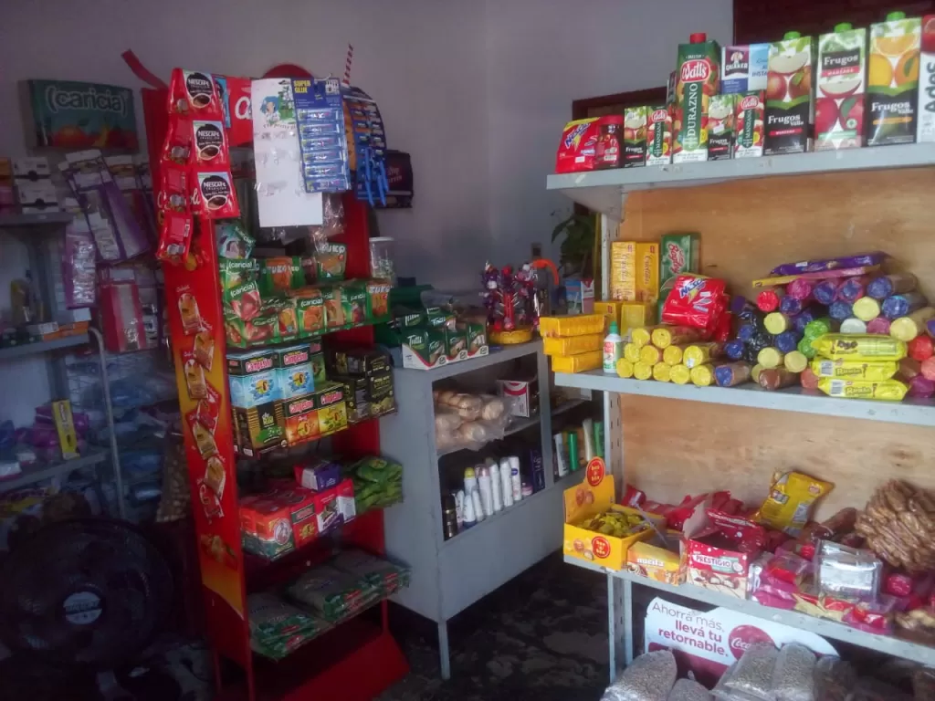 VENDO -CASA EN ÑEMBY CON DESPENSA - — foto 3