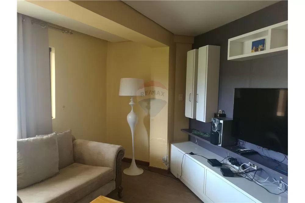VENDO CASA CON 2 ESQUINAS EN FERNANDO DE LA MORA — foto 3