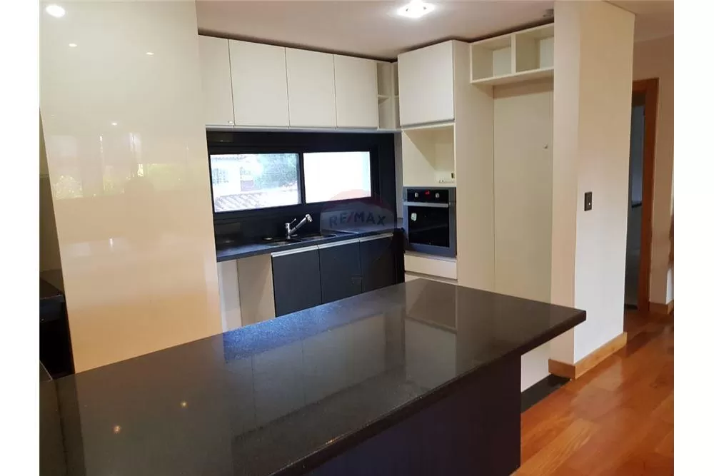 VENDO DEPARTAMENTO EN EXCLUSIVO EDIFICIO CALYPSO — foto 3